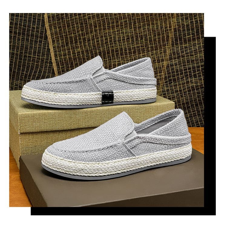 Mens slip on canvas shoes  Comfortable slip-on lazy shoes on