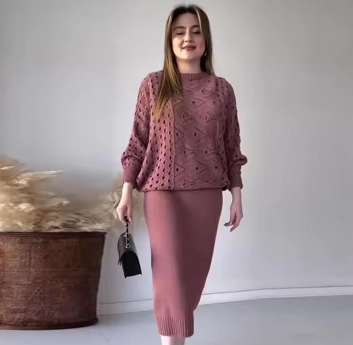 Autumn New Fashionable Solid Color Hollow Round Neck Top Casual Knit Skirt Set European American Cross-border Style B195204 Autumn New Fashionable Solid Color Hollow Round Neck Top Casual Knit Skirt Set European American Cross-border Style B195204