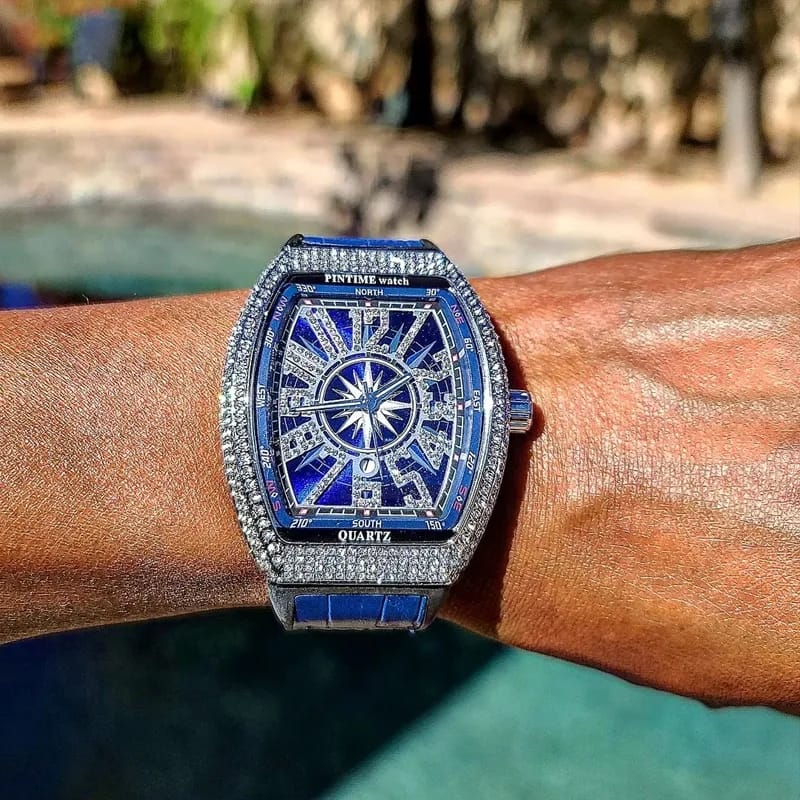 Luxury Tonneau Quartz Watch W412659 Luxury Tonneau Quartz Watch W412659