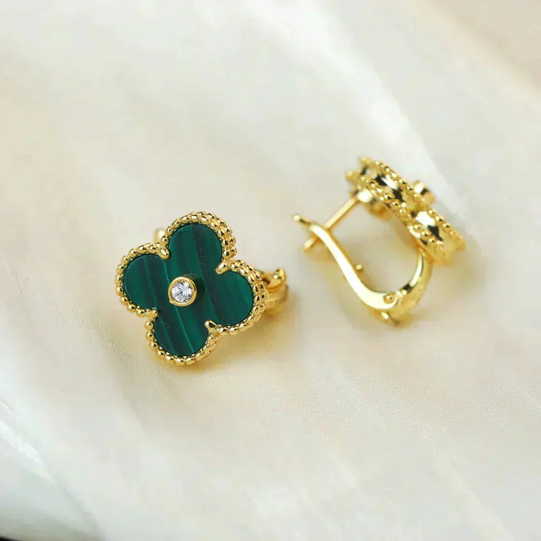 Four-Leaf Flower Stainless Steel Earrings S24943 Four-Leaf Flower Stainless Steel Earrings S24943