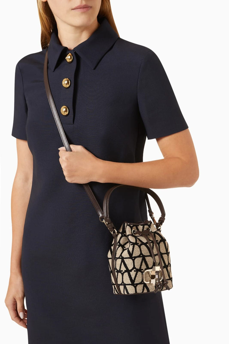 Luxury Mini Signature Bucket Bag V2359 - TUZZUT Qatar Online Shopping
