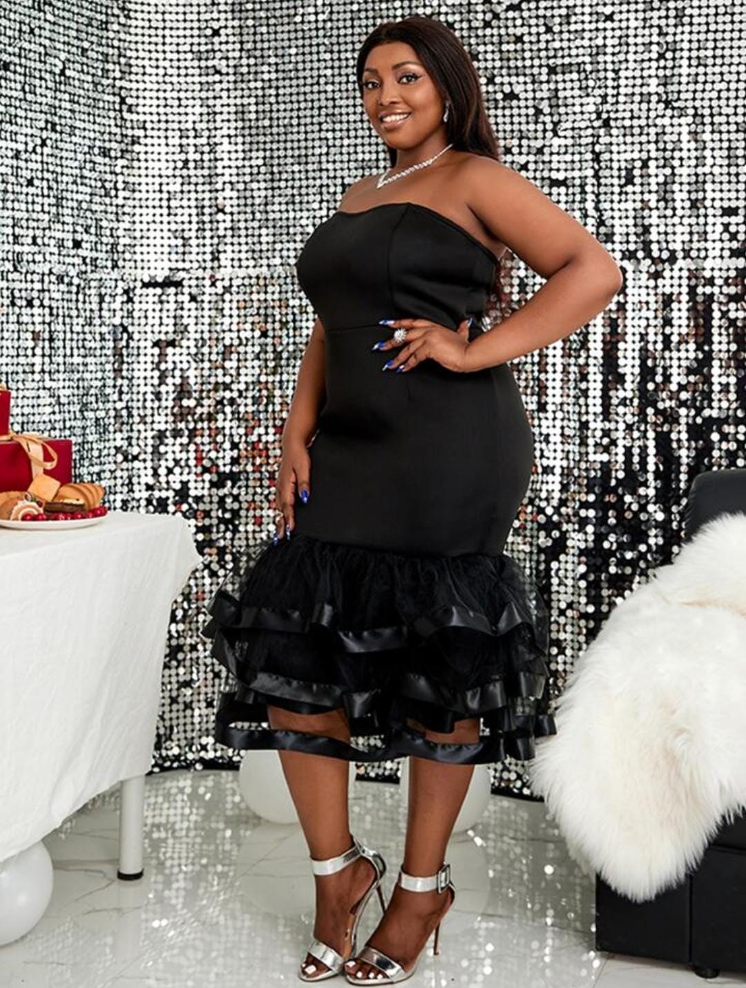 Plus Contrast Mesh Layered Hem Tube Dress L S2717539 Plus Contrast Mesh Layered Hem Tube Dress L S2717539