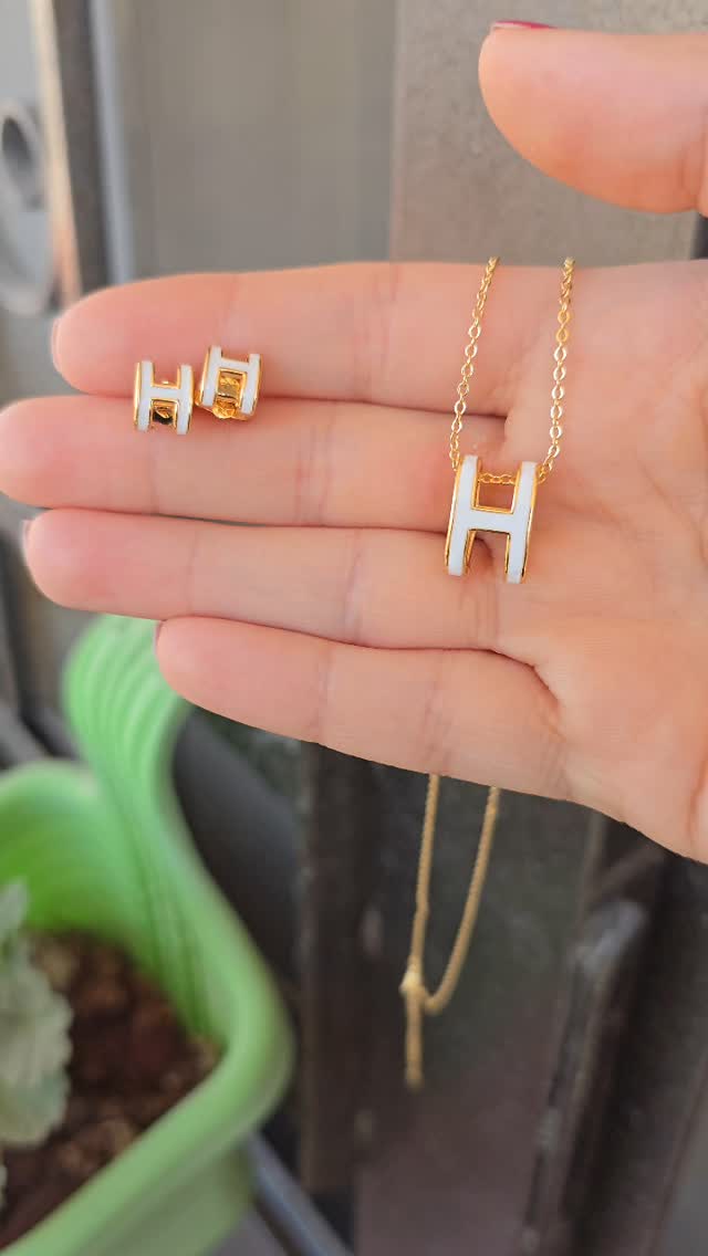 letter temperament simple pendant Fashion Necklace And Earrings X3479932 - TUZZUT Qatar Online Shopping