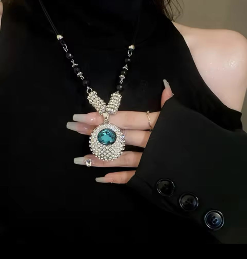 Green Crystal Rhinestone Round Pendant Women Girl Vintage Necklace S4740652 - TUZZUT Qatar Online Shopping