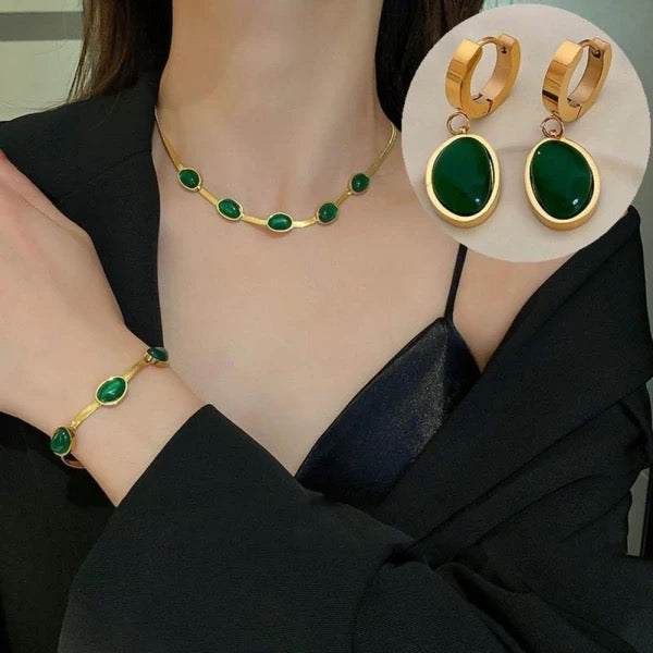 Emerald Green Center Stone Earring Bracelet Necklace Jewelry Set B-253272 Emerald Green Center Stone Earring Bracelet Necklace Jewelry Set B-253272
