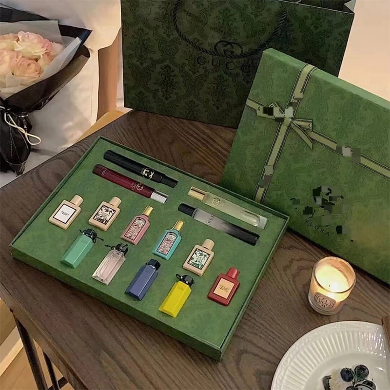 14Pcs Perfume Discovery Gift Set - TUZZUT Qatar Online Shopping