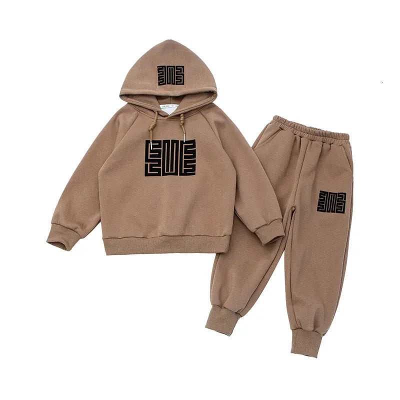 Boys 2-piece long-sleeved top and pants set 509547 Boys 2-piece long-sleeved top and pants set 509547