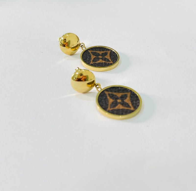 Geometric Earrings Gold Colour Stud Round Earrings X388260 - TUZZUT Qatar Online Shopping