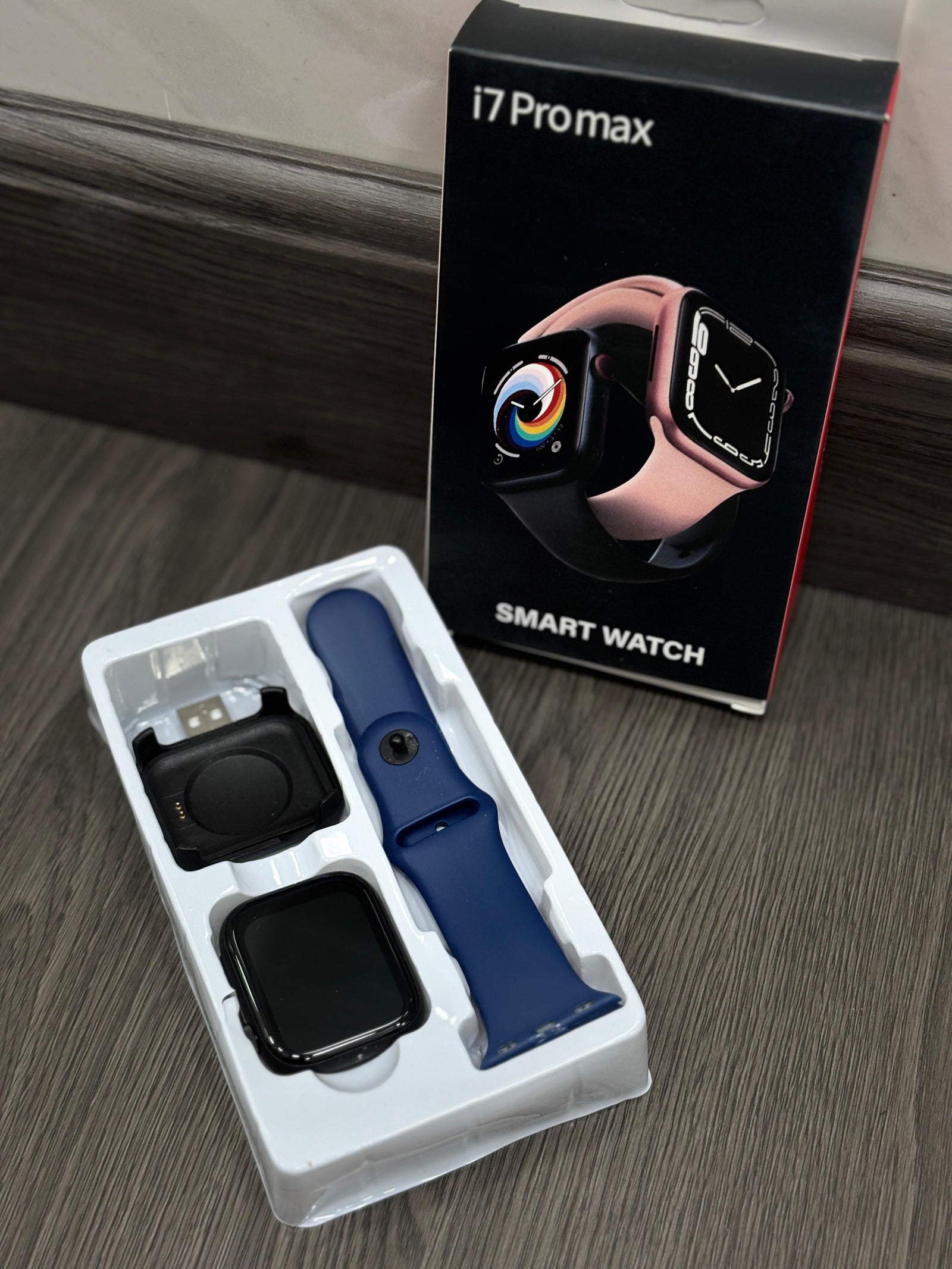 i7 Pro Max SmartWatch i7 Pro Max SmartWatch