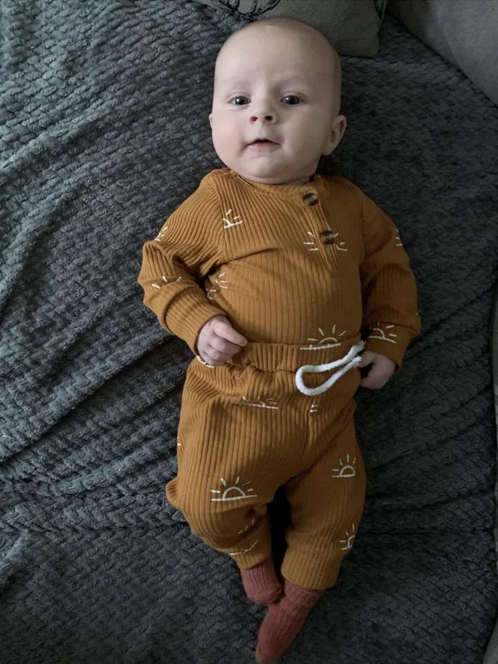 3PCS Baby Boy Clothes Set Spring Autumn Knitted V-neck Romper+infant Pants+Cap Newborn Outfit 20180077 3PCS Baby Boy Clothes Set Spring Autumn Knitted V-neck Romper+infant Pants+Cap Newborn Outfit 20180077