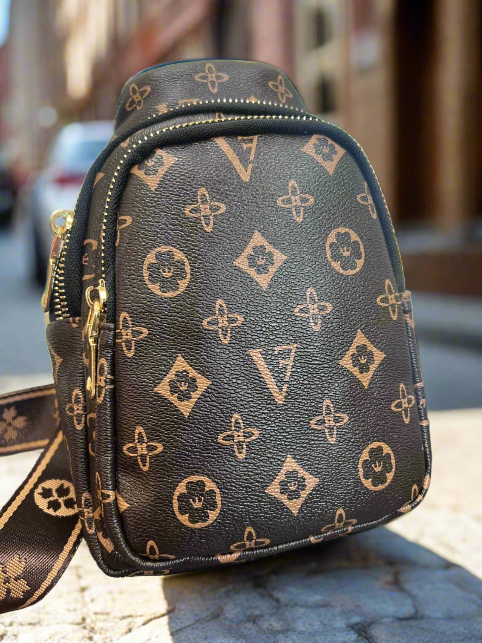 Womens Stylish Shoulder chest Bag - B2207 Womens Stylish Shoulder chest Bag - B2207