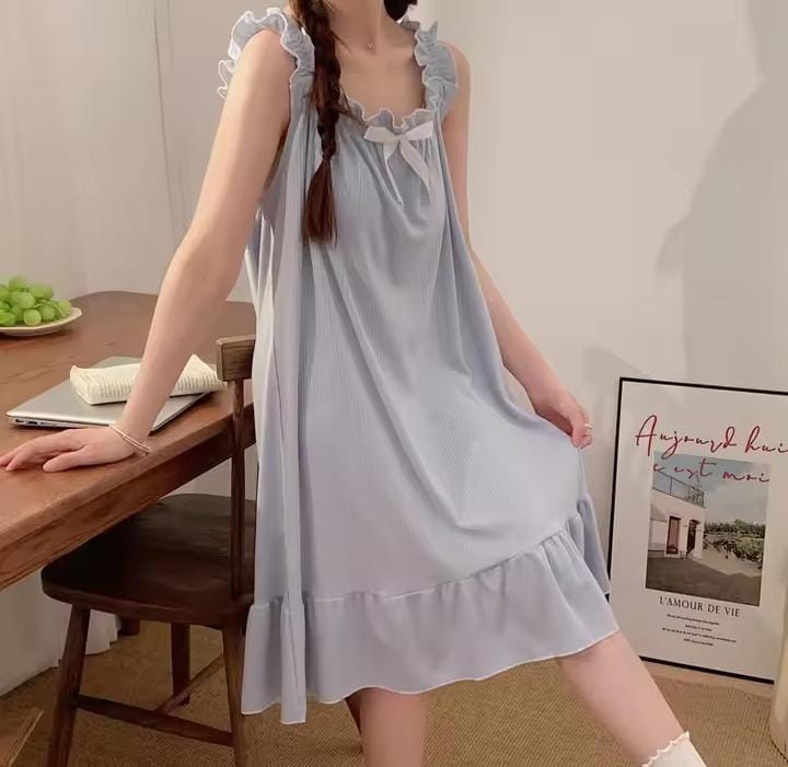 Women's Short Sleeve Comfortable Breathable Nightgown 538003 Women's Short Sleeve Comfortable Breathable Nightgown 538003