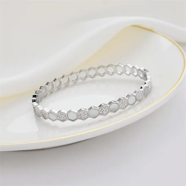 Luxury Stainless Steel Hollow Bracelet DN2100 - TUZZUT Qatar Online Shopping
