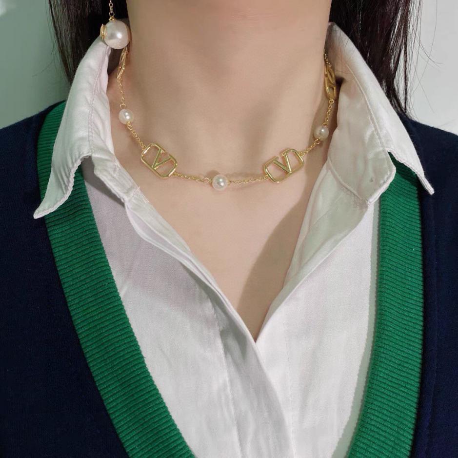 Garavani Signature Pearl Necklace V626 Garavani Signature Pearl Necklace V626