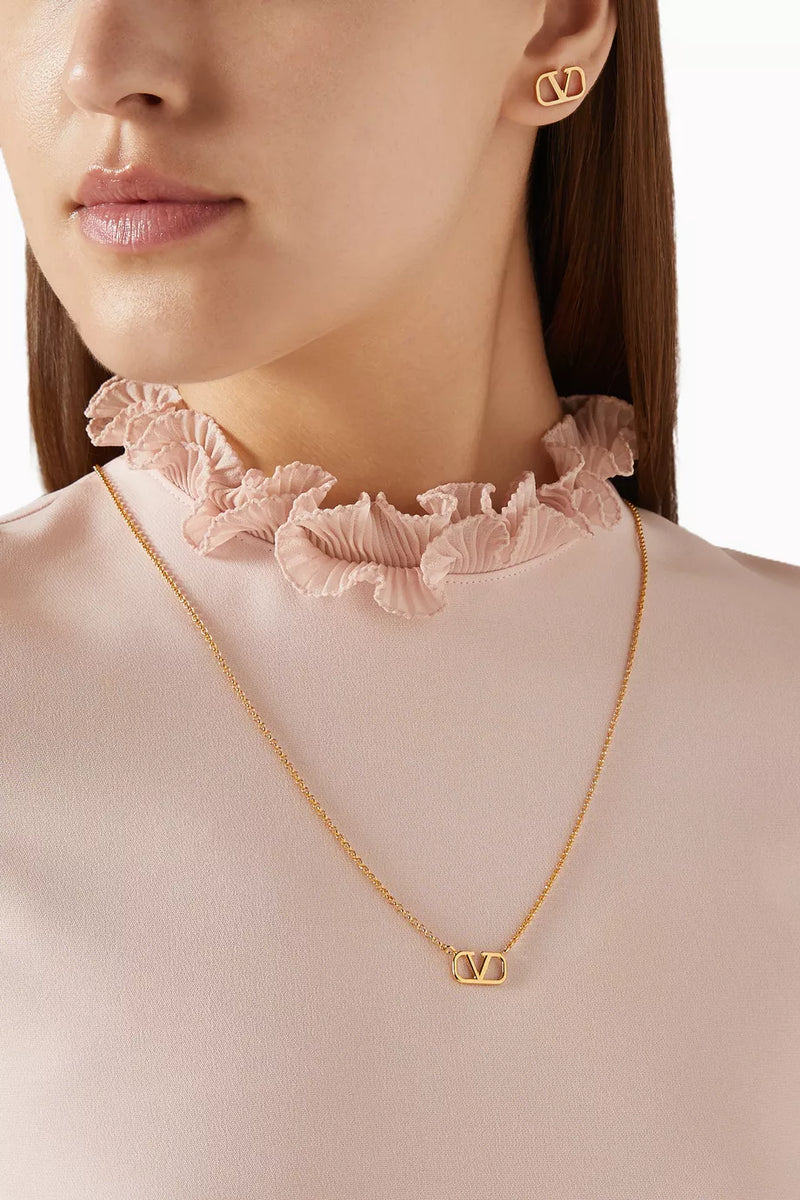 Garavani Signature Strass Necklace DN2080 - TUZZUT Qatar Online Shopping