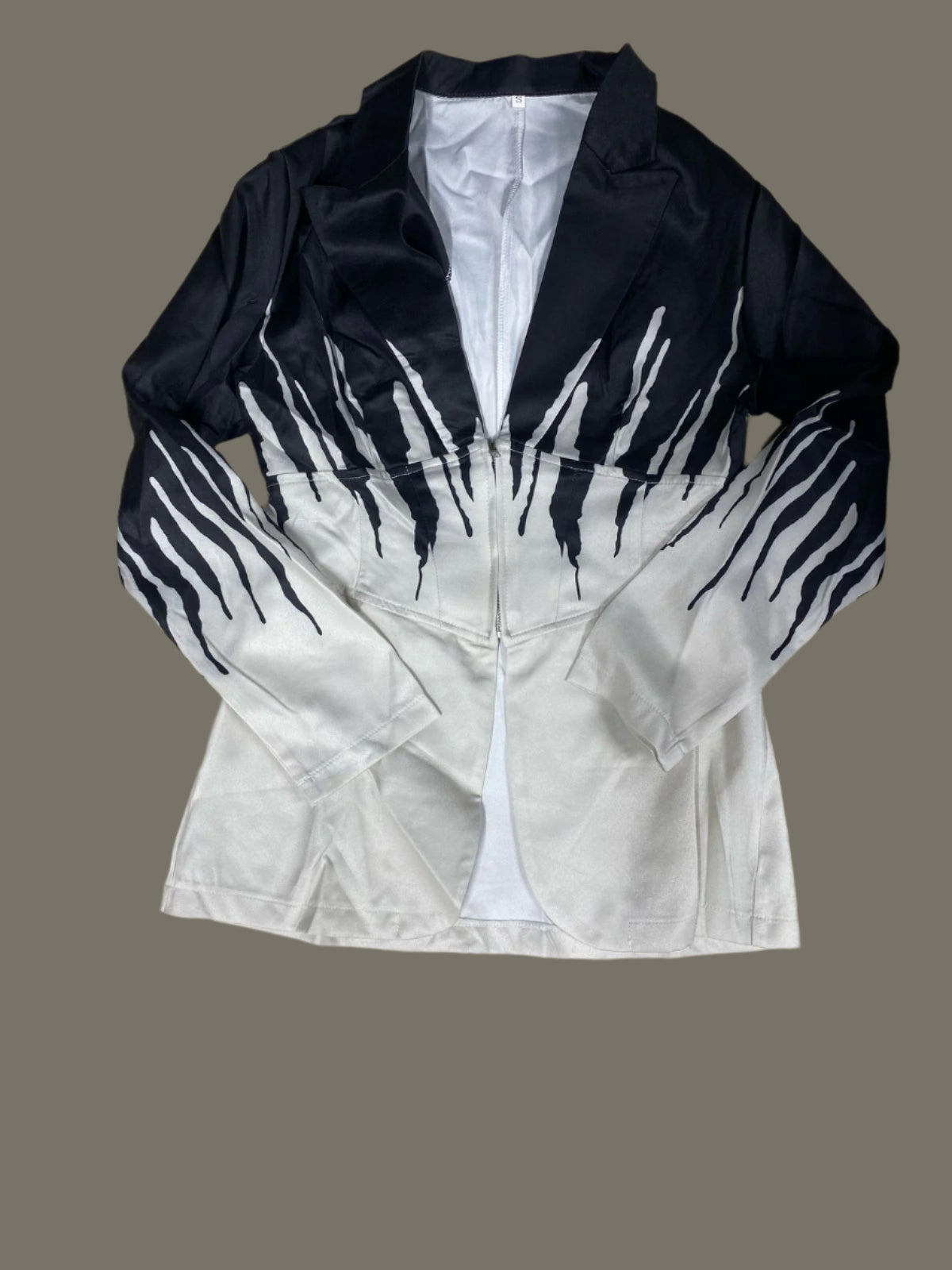 New Fashion turn-down collar long-sleeved Korean contrast color loose casual Blazer 028097 New Fashion turn-down collar long-sleeved Korean contrast color loose casual Blazer 028097