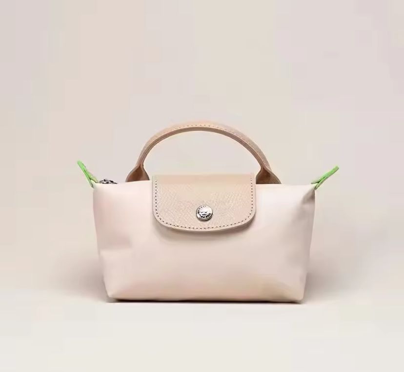 Le Pliage Pouch with handle B160862 Le Pliage Pouch with handle B160862