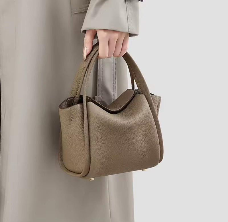 Women's Small Light Luxury i Bucket Bag   X1479302 - TUZZUT Qatar Online Shopping