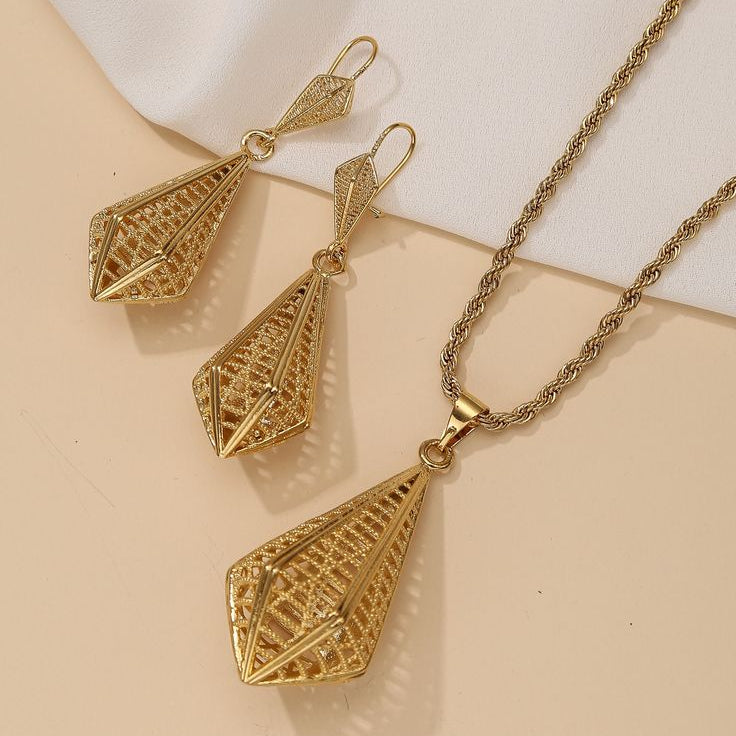 Necklace & Drop Earrings J33