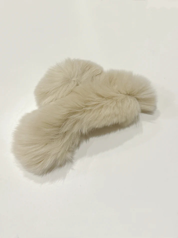 Fluffy Claw Hair Clip HC62