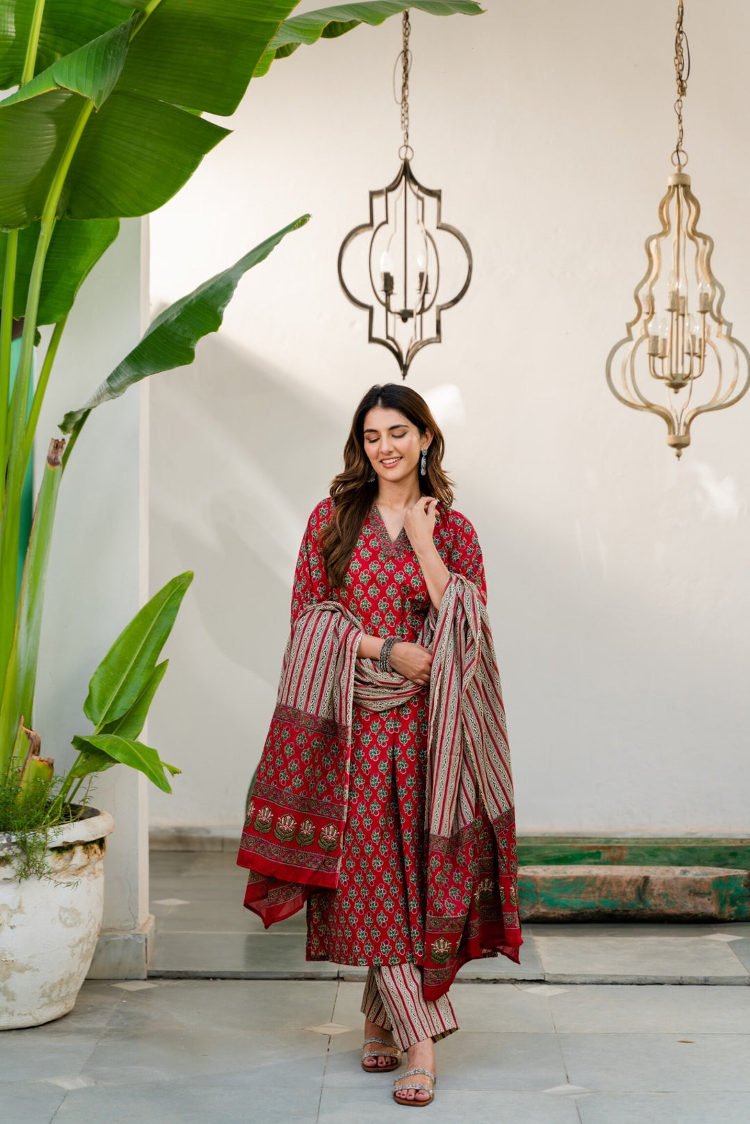 Women Cotton Mix Kurta Pant Dupatta Set - TPS300 Women Cotton Mix Kurta Pant Dupatta Set - TPS300