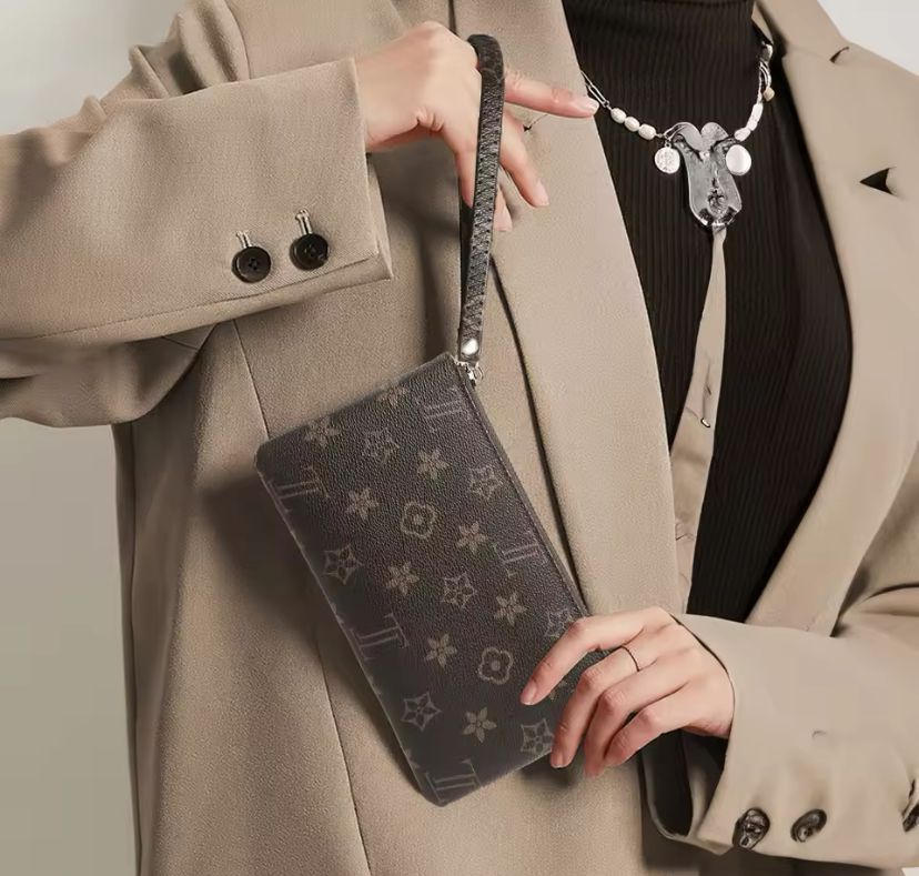 Portable Women Wallet Card Holder Passport Short Wallet S215970 Portable Women Wallet Card Holder Passport Short Wallet S215970