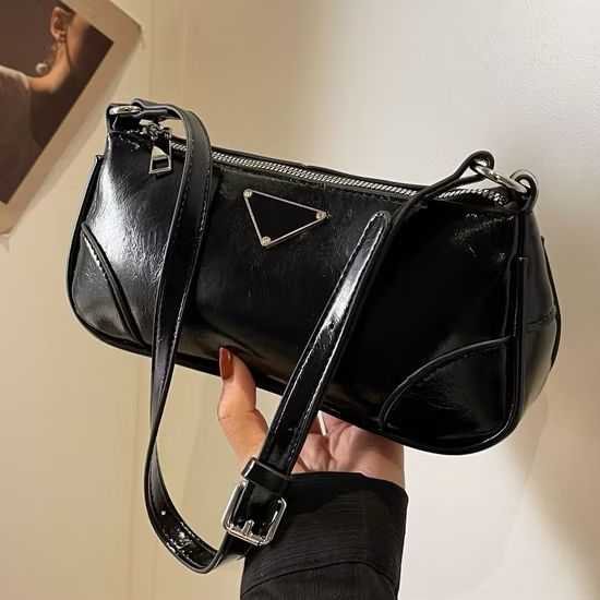 Solid Color Shoulder Bag Vegan Leather Bag 521765 - TUZZUT Qatar Online Shopping