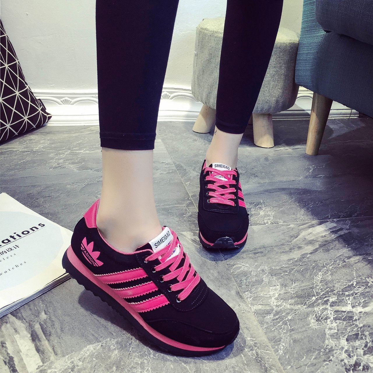 Women's Fashion Sneaker 335989 Women's Fashion Sneaker 335989