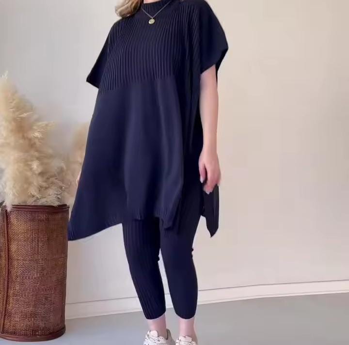 Women's Sweaters 2 Piece Set Short Sleeve Split Sweaters Loose Elastic Waist Pants B197683 Women's Sweaters 2 Piece Set Short Sleeve Split Sweaters Loose Elastic Waist Pants B197683