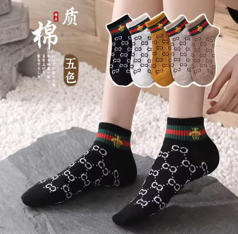5 Pairs Spring and Fall New Casual Socks     489285 - TUZZUT Qatar Online Shopping