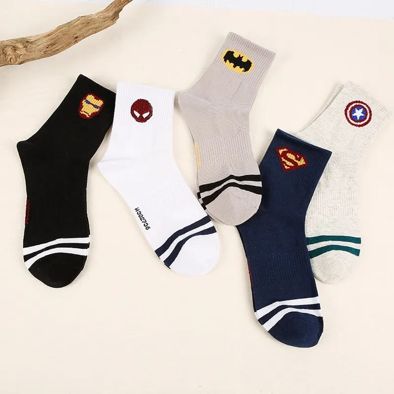 5Pairs Anime Cosplay Superhero Cartoon Casual Socks Funny Unisex Harajuku Cotton Skarpetki Gift Sockings X2935008