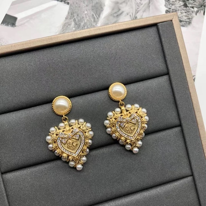 Fashion Classic Love sweet Earring Women S2610109 - TUZZUT Qatar Online Shopping