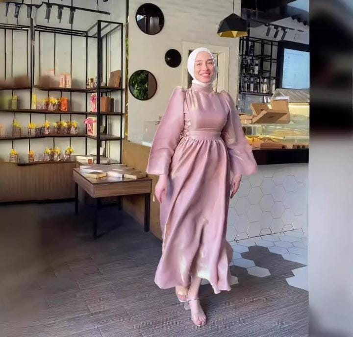 New Lantern Sleeve Long Sleeve Carved Slims Dresses 555058 New Lantern Sleeve Long Sleeve Carved Slims Dresses 555058