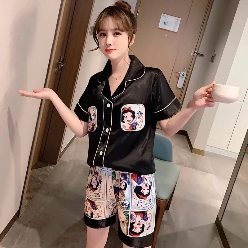 Snow White Print Summer Satin Silk Pajama Set Short Sleeve Top Shorts Women's S2984007 Snow White Print Summer Satin Silk Pajama Set Short Sleeve Top Shorts Women's S2984007