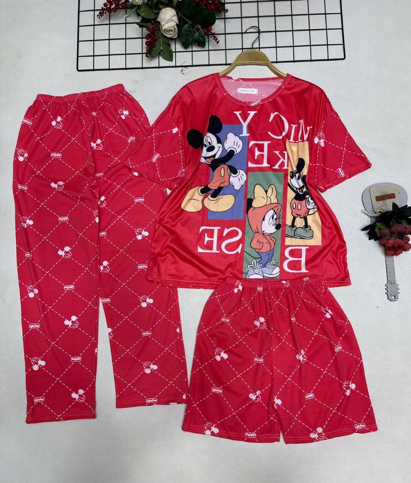 ADULT 3 Piece Pajamas Sets 1548725 ADULT 3 Piece Pajamas Sets 1548725