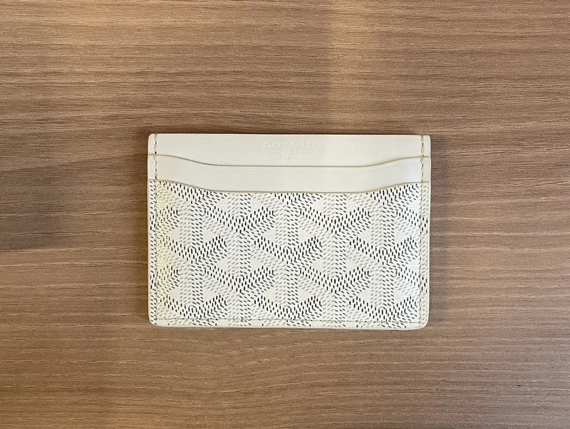 White Card Holder G74 - TUZZUT Qatar Online Shopping