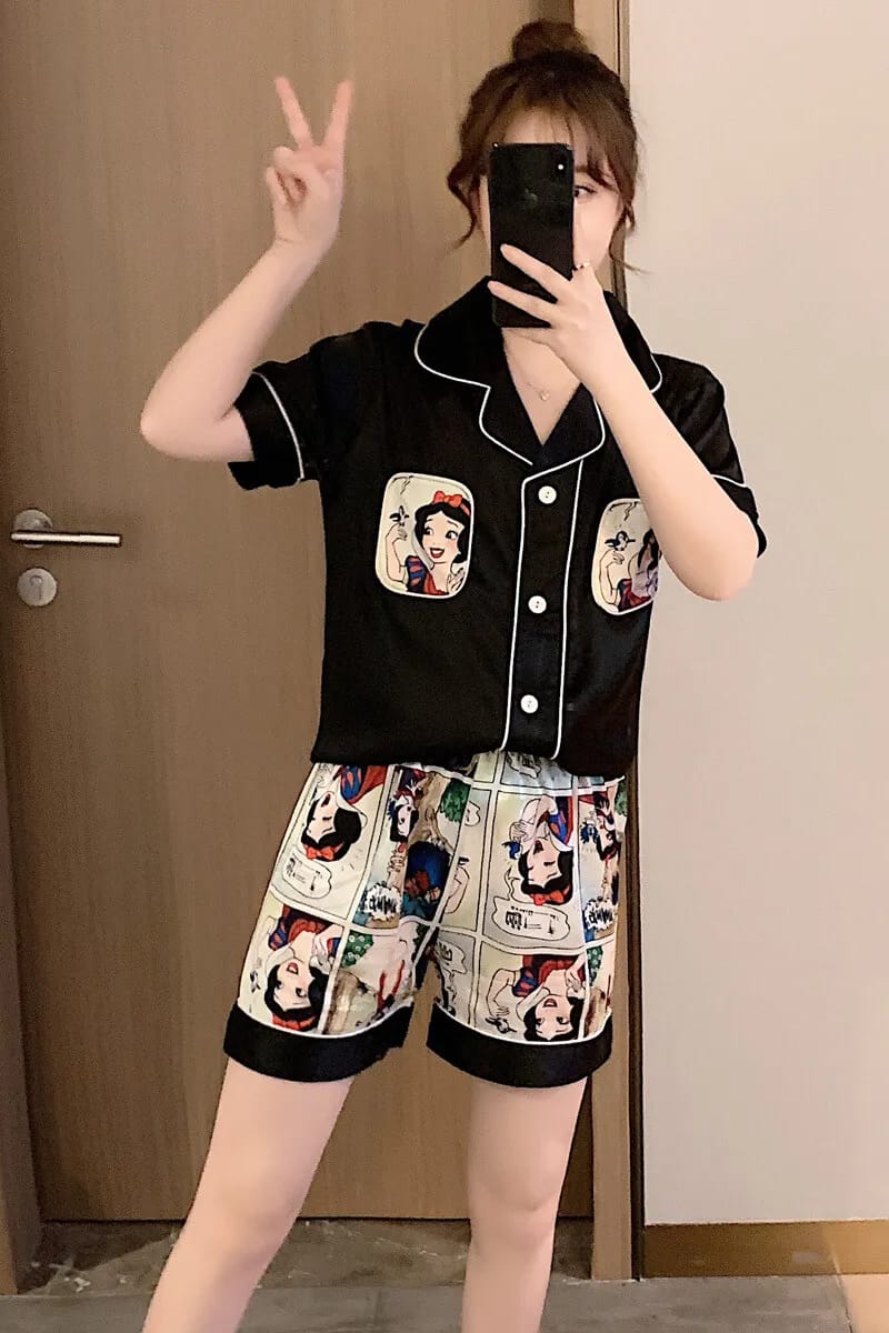 Snow White Print Summer Satin Silk Pajama Set Short Sleeve Top Shorts Women's S2984007 Snow White Print Summer Satin Silk Pajama Set Short Sleeve Top Shorts Women's S2984007