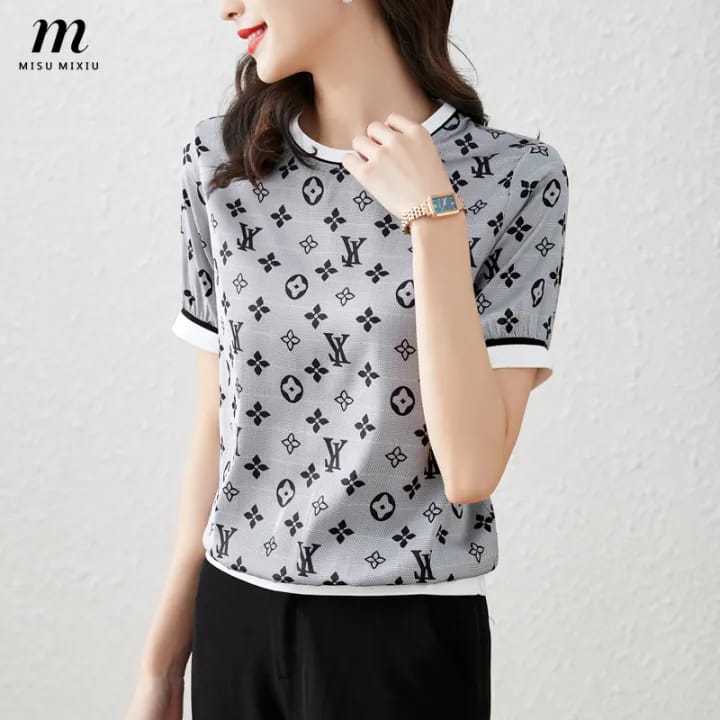 Women's Top Short-sleeved T-shirt 536531 Women's Top Short-sleeved T-shirt 536531