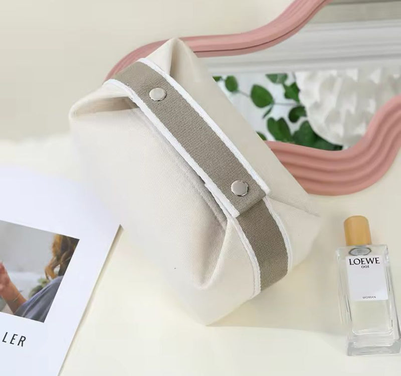 New Fashion Portable White Square Handbag, Canvas Makeup Bag With Zipper S5122499 - TUZZUT Qatar Online Shopping