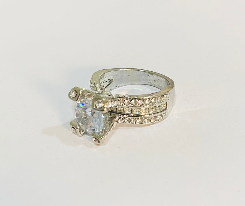 Big Stones Finger Rings For Women Luxury Aquamarine Gold Rings  Jewelry Ring S905719 - TUZZUT Qatar Online Shopping