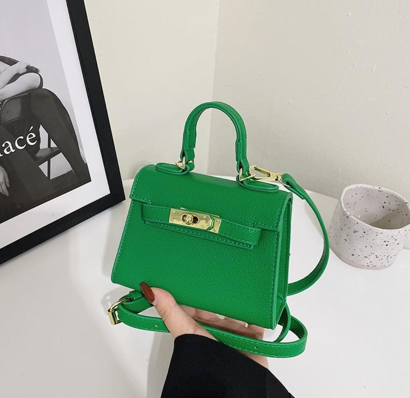 Women's Mini Niche Chain Single Shoulder Crossbody Bag   385543 - TUZZUT Qatar Online Shopping