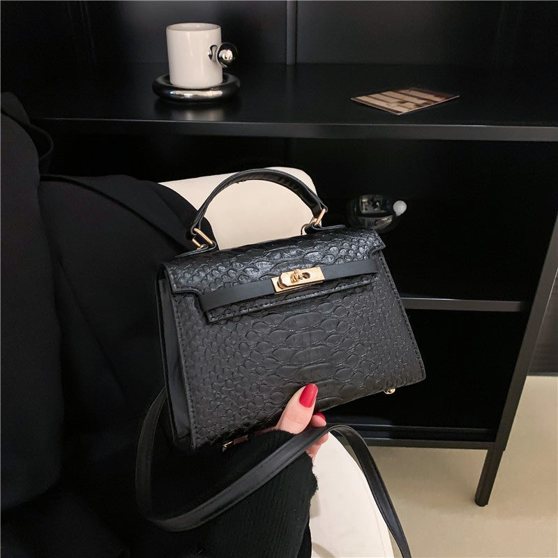 Elegent Square Women Small Handbag 436815 Elegent Square Women Small Handbag 436815