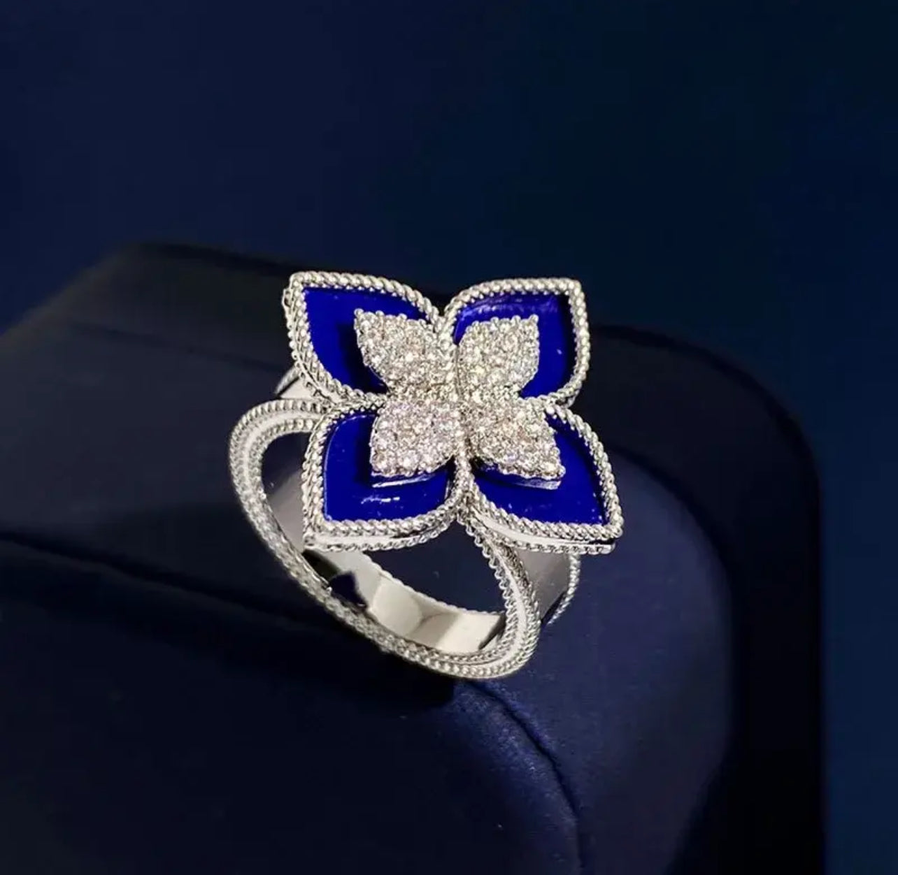 Four-Petal Flower Fashion Rings S4604085 Four-Petal Flower Fashion Rings S4604085