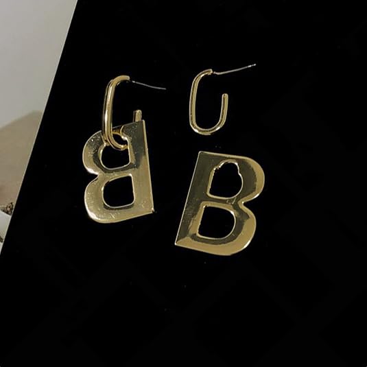 B Letter Dangle Earrings S4803474