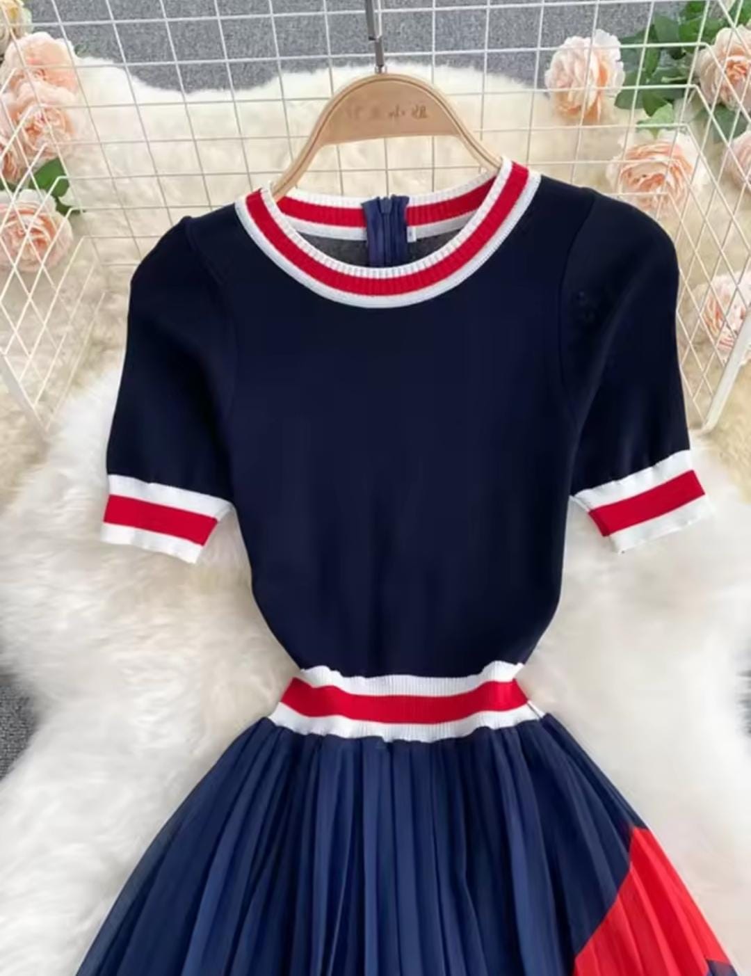 Women's Knitted Round Neck Short-sleeved Midi Dress 524796 Women's Knitted Round Neck Short-sleeved Midi Dress 524796