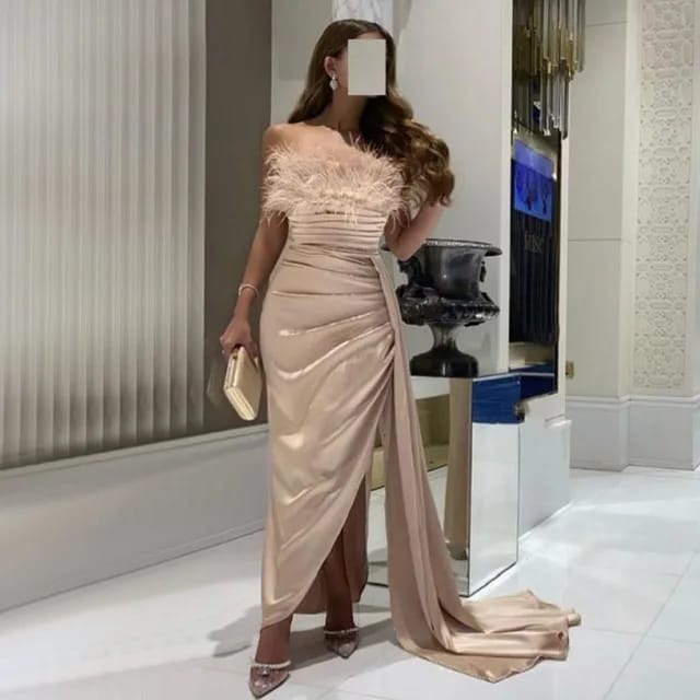 Luxury Feathers Mermaid Evening Dresses Saudi Arabic Pleat Ruched Satin Prom Dress Dubai Women Formal Party Gowns 070634236