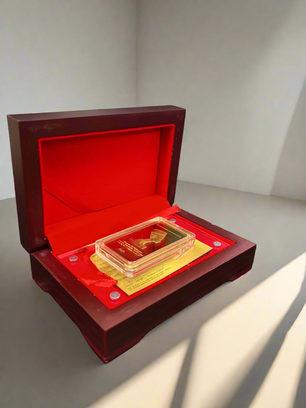 Replica Gold Plated Bullion Bar Collectibles Souvenir 1 Troy OZ with Gift Box B-261374 Replica Gold Plated Bullion Bar Collectibles Souvenir 1 Troy OZ with Gift Box B-261374