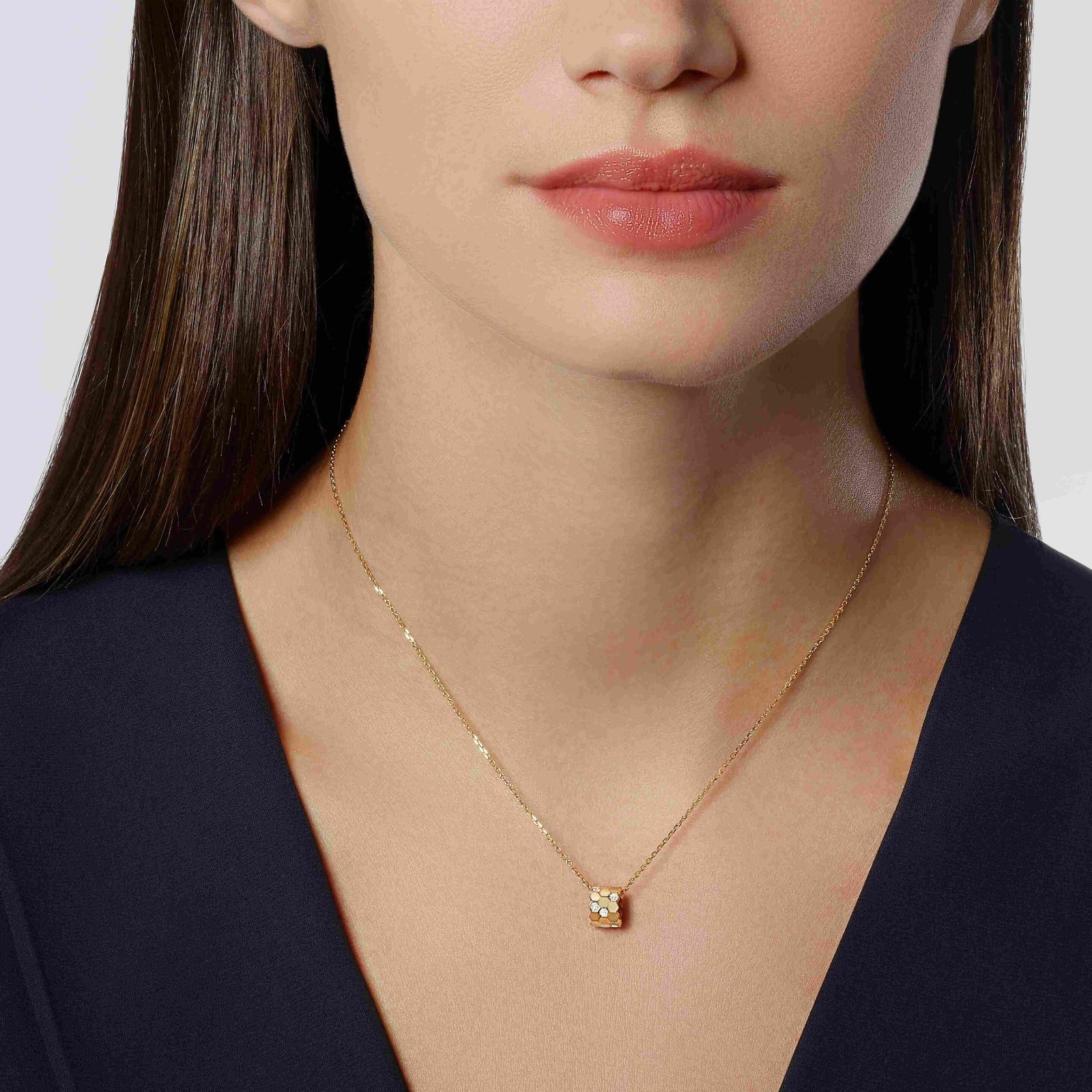Bee De Yellow Gold Necklace DN2125 Bee De Yellow Gold Necklace DN2125