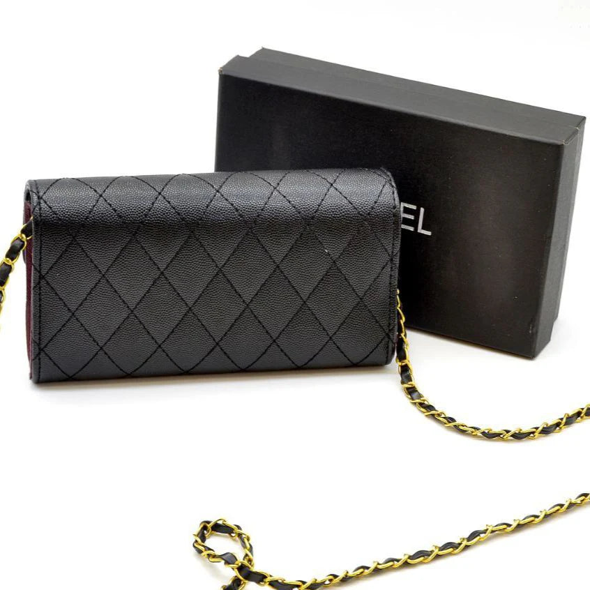 Classic Flap Wallet on Chain BL4000 Classic Flap Wallet on Chain BL4000