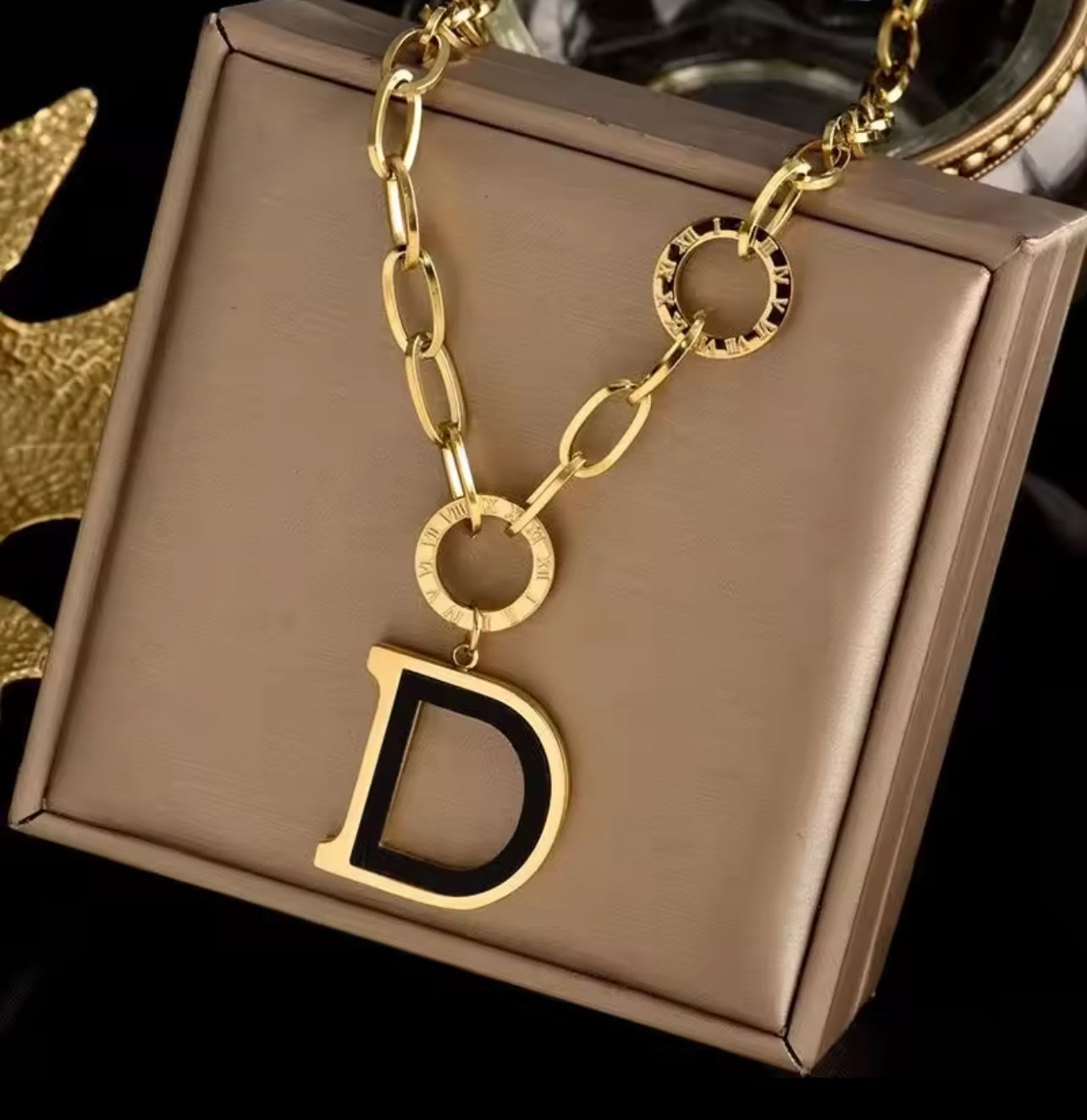 High-End Titanium Steel Long Luxury Necklace Women's S4316499 High-End Titanium Steel Long Luxury Necklace Women's S4316499